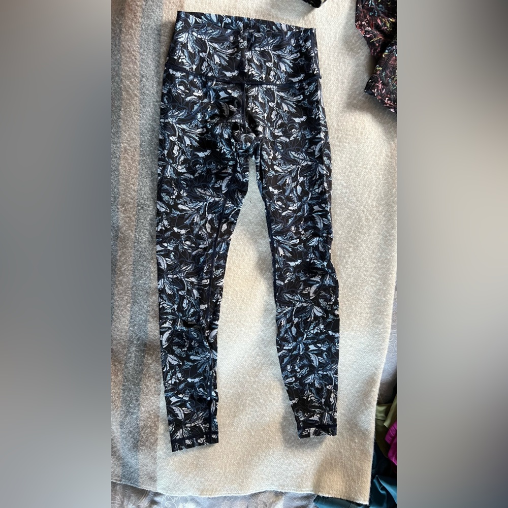 Lululemon Fast and Free leggings size 6